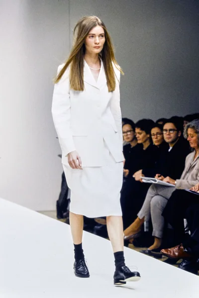 Look 35
